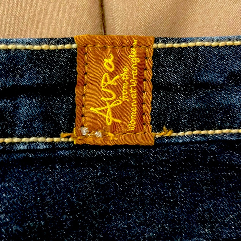 Auro jeans